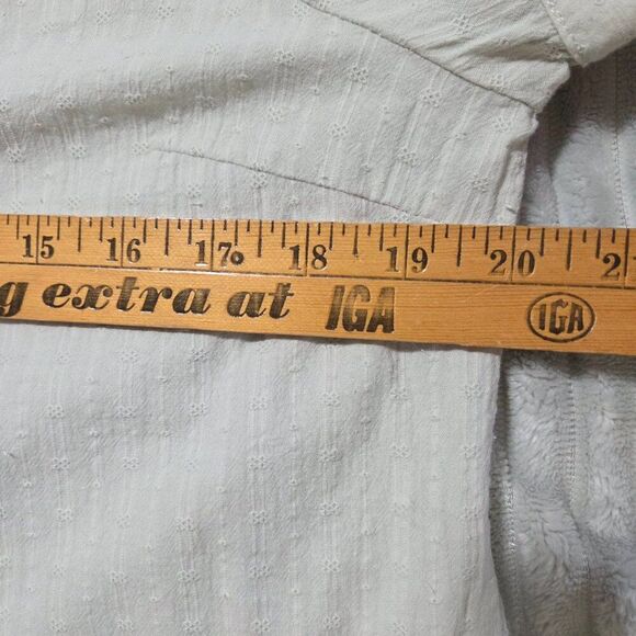 EUC MODCLOTH V NECK WITH SMALL BOW TIE BUTTONED BLOUSE TOP SIZE L - Picture 15 of 16